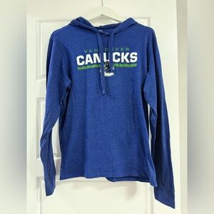 🩷3 for $20🩷Vancouver Canucks Men’s Hoodie In Colour Blue. Size Small.